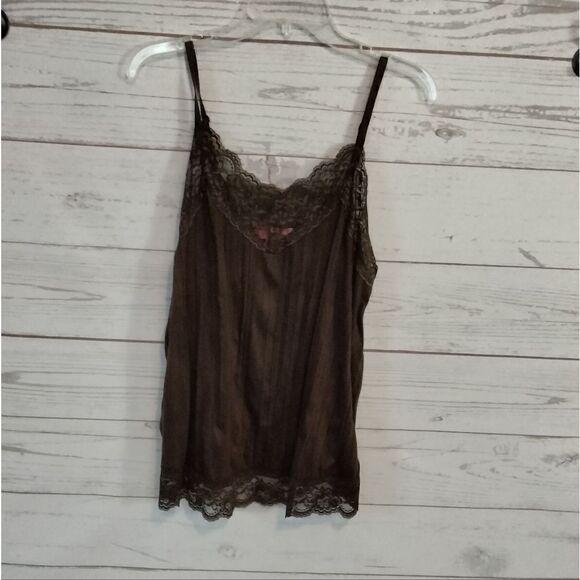 Liz Lange women's maternity top - Picture 2 of 7